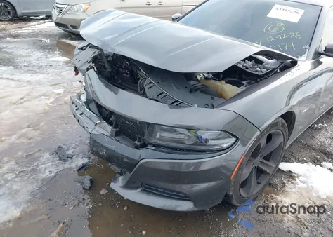 2018 Dodge Charger R/T Rwd z USA, uszkodzony, nr VIN 2C3CDXCT6JH156593